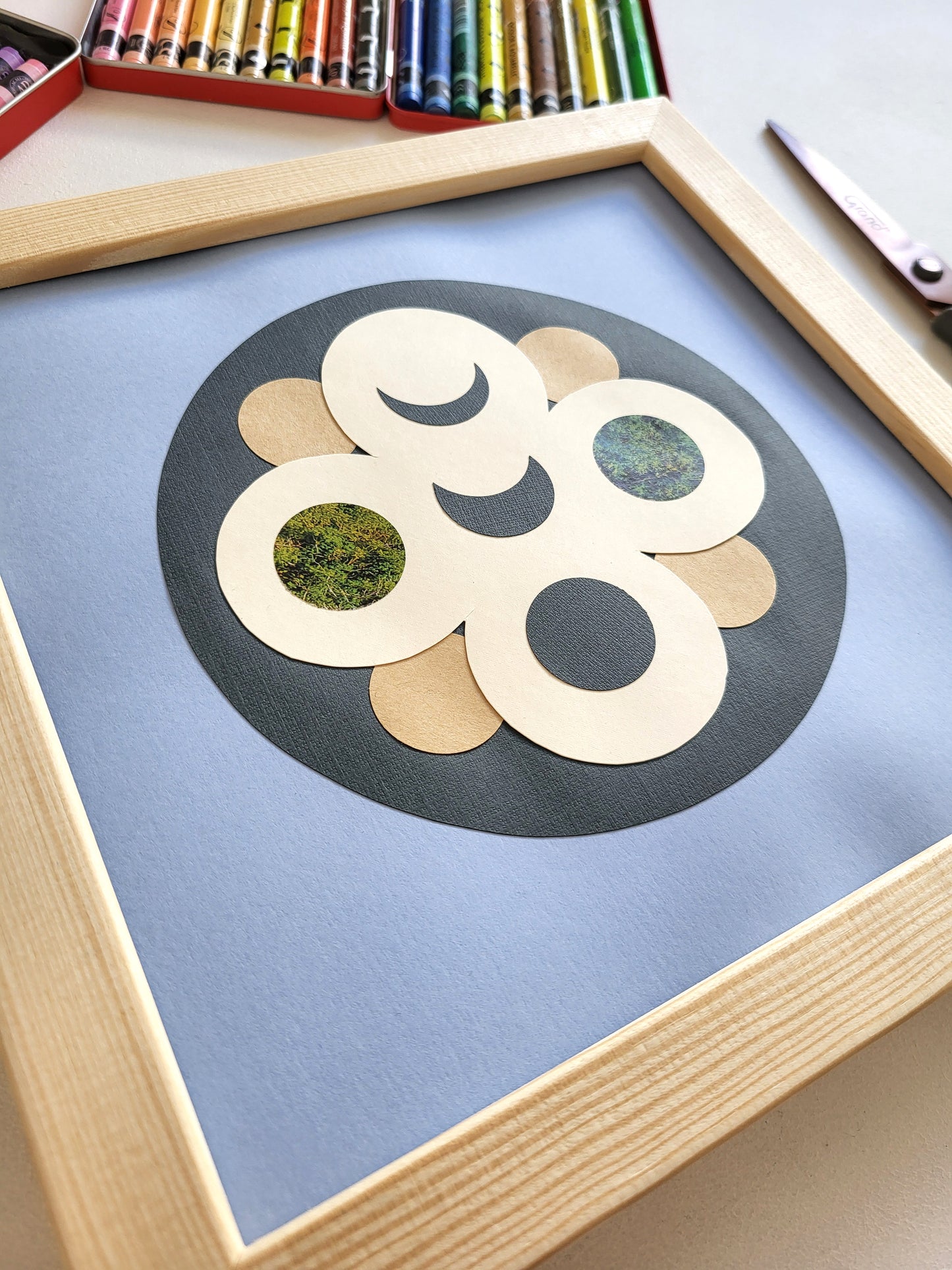 "Forest Eclipse" - 20 x 20 cm