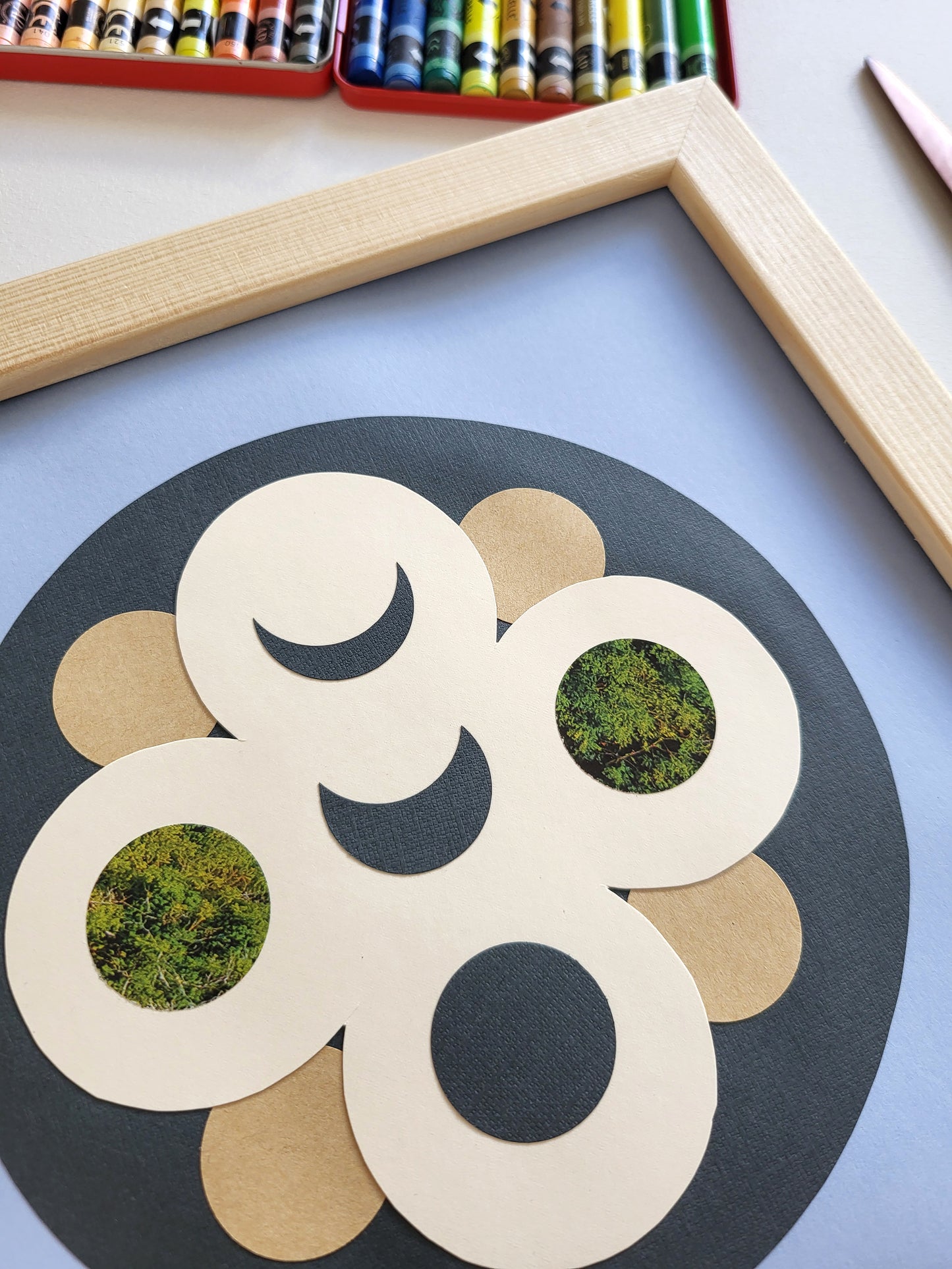 "Forest Eclipse" - 20 x 20 cm