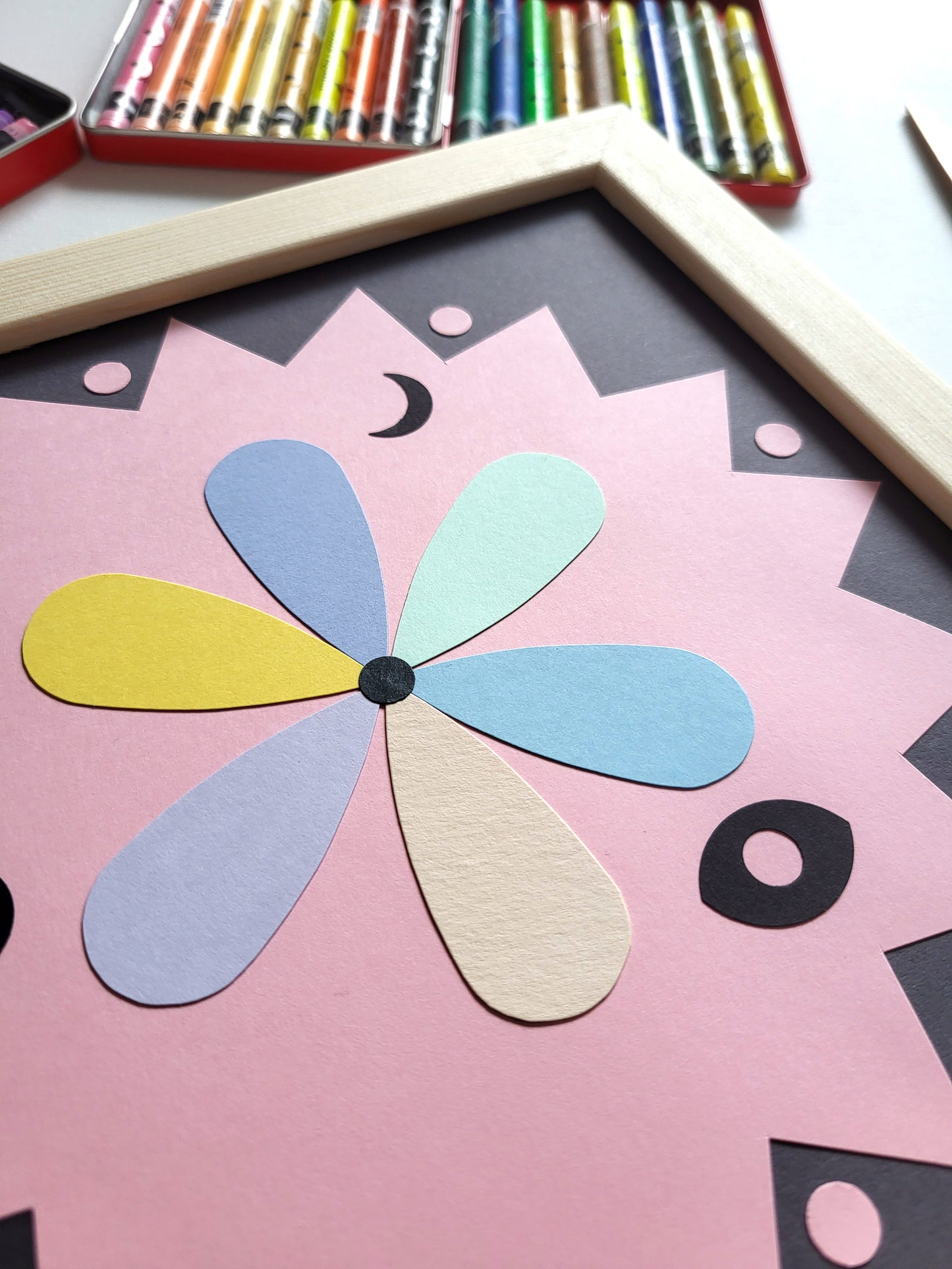 "Rainbow Daisy" - 20 x 20 cm